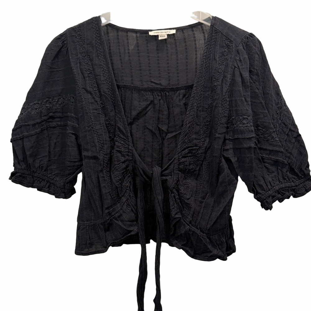 American Eagle Outfitters Cropped Blouse